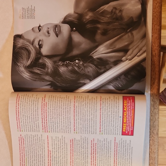 Beyonce Seventeen Magazine - Picture 4 of 7